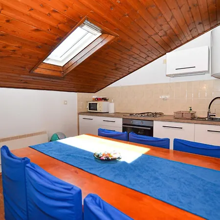 Classic And Elegant With Balcony Apartment *